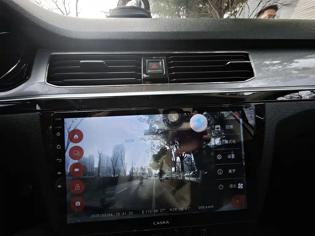 Bora 2018 1.5L automatic comfort model купить на сайте DeffCars