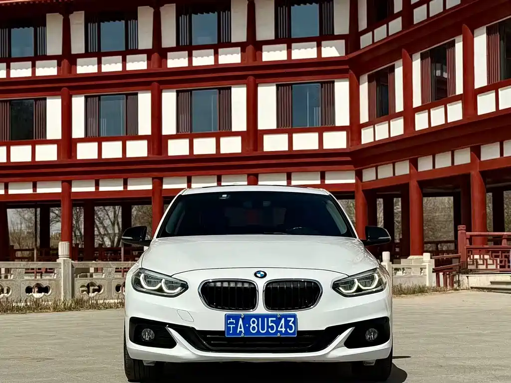 BMW 1 Series 2018 118i Sports купить на сайте DeffCars