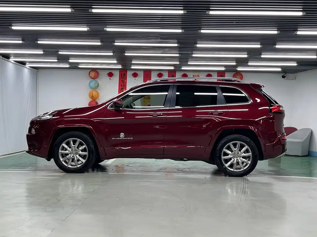 Liberty Light 2017 2.4L Superior Edition купить на сайте DeffCars