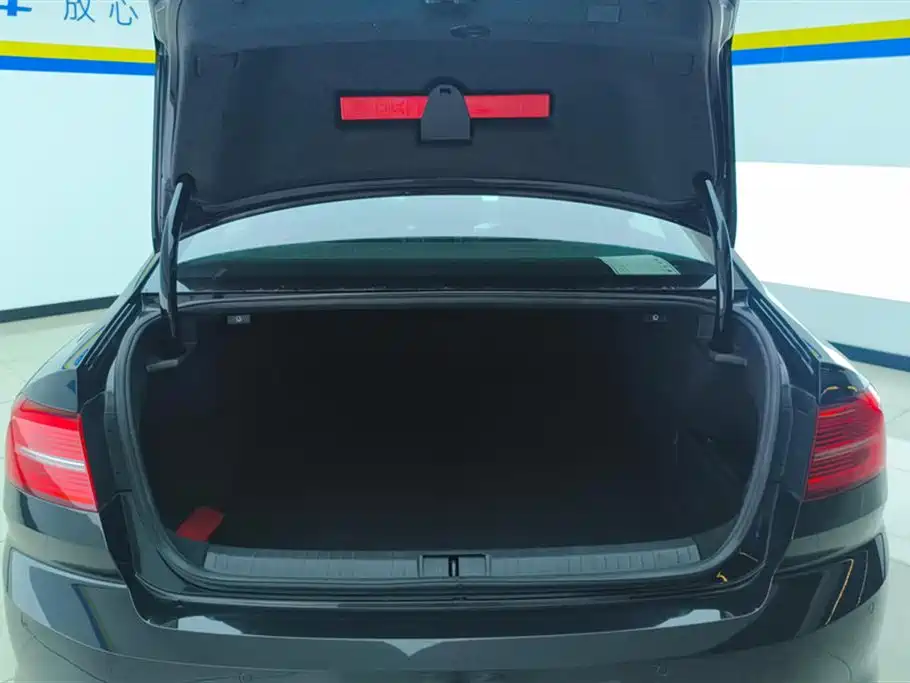 Magotan 2019 280TSI DSG leading model National VI купить на сайте DeffCars