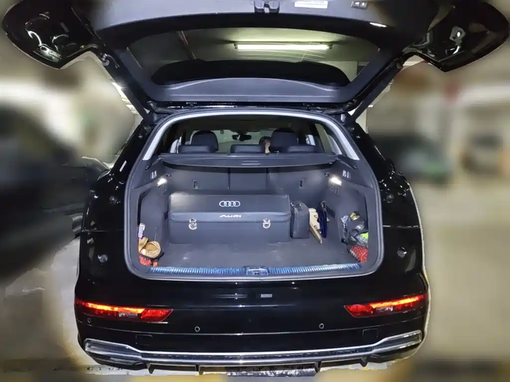 Audi Q5L 2020 facelift 40 TFSI enjoys fashionable style купить на сайте DeffCars
