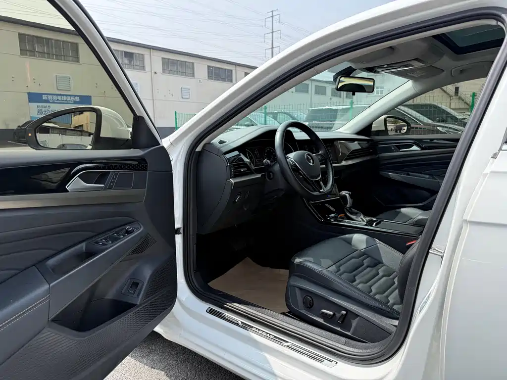 Passat 2020 330TSI Elite Edition National VI купить на сайте DeffCars