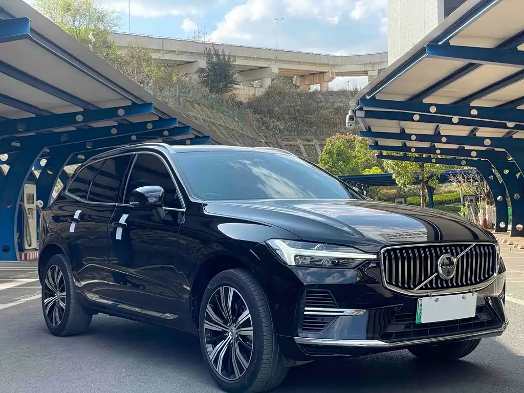 Volvo XC60 plug-in hybrid 2023 T8 plug-in hybrid long-range four-wheel drive Zhiyuan luxury version купить на сайте DeffCars