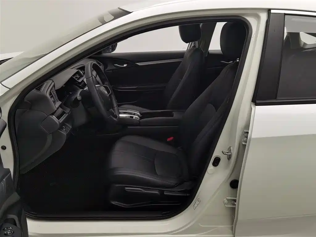 Civic 2019 180TURBO CVT Sports Edition National VI купить на сайте DeffCars