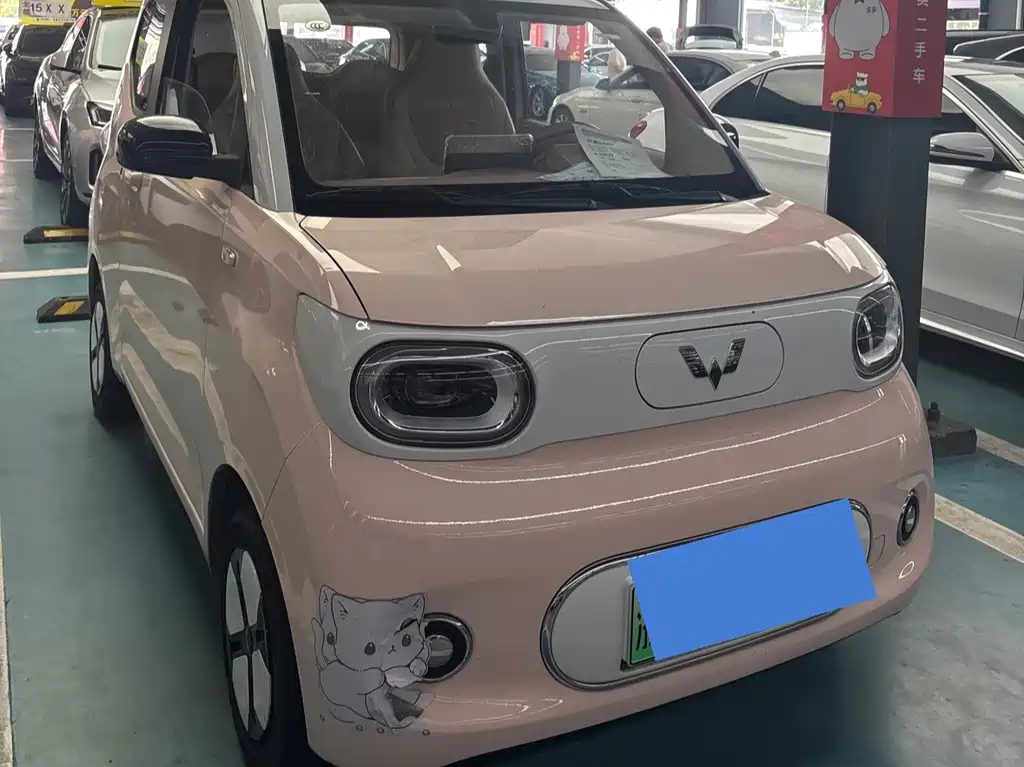 Hongguang MINIEV 2024 third generation 215km advanced version купить на сайте DeffCars