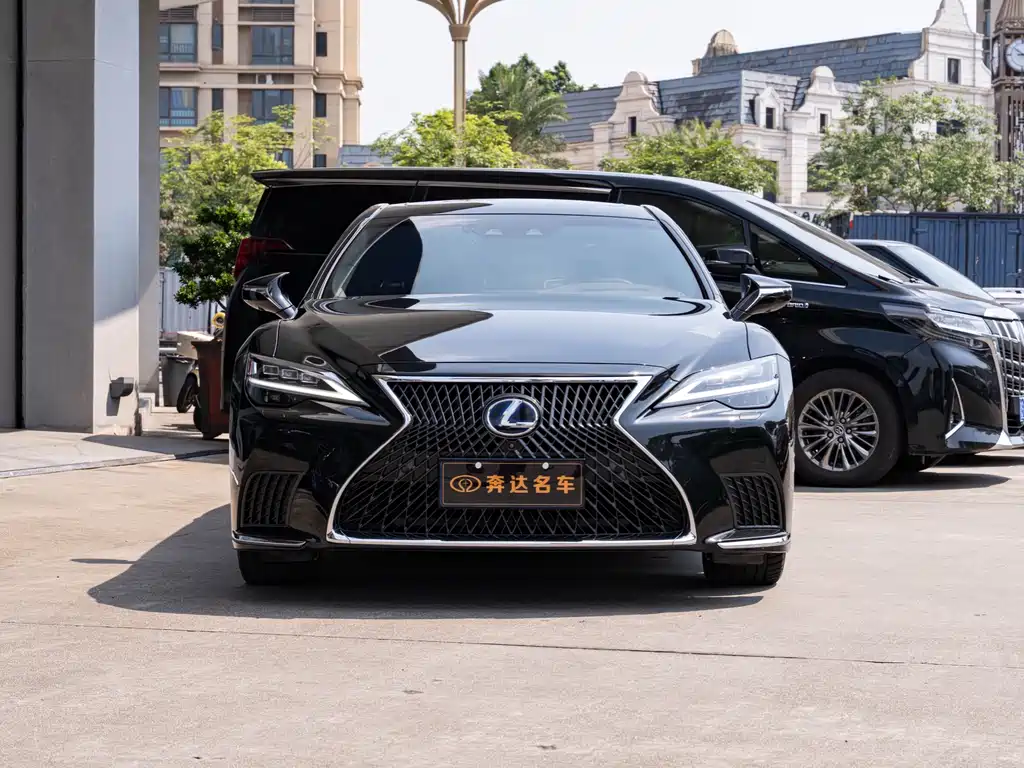 Lexus LS 2021 500h Executive Edition купить на сайте DeffCars