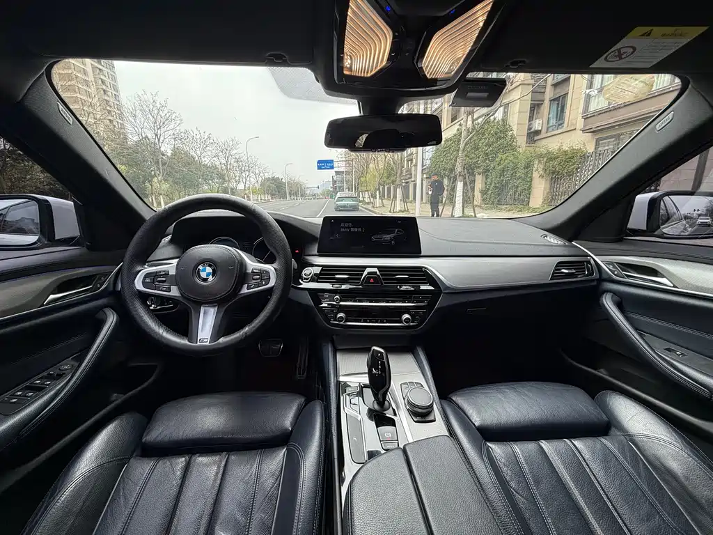 BMW 5 Series Imported 2018 525i M Sports Package купить на сайте DeffCars