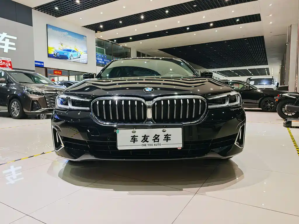 BMW 5 Series New Energy 2021 Model 535Le Luxury Package купить на сайте DeffCars
