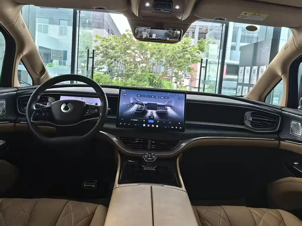 Denza D9 2025 DM-i smart driving version 1020 four-wheel drive flagship model купить на сайте DeffCars