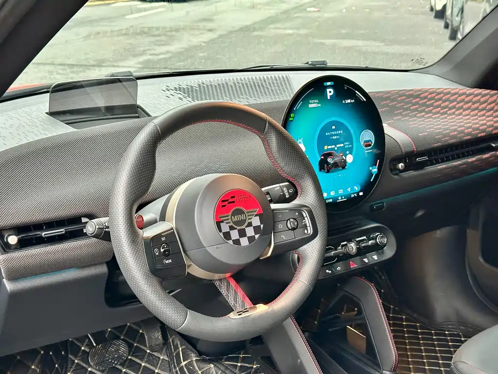 ELECTRIC MINI JCW 2025 JOHN COOPER WORKS купить на сайте DeffCars