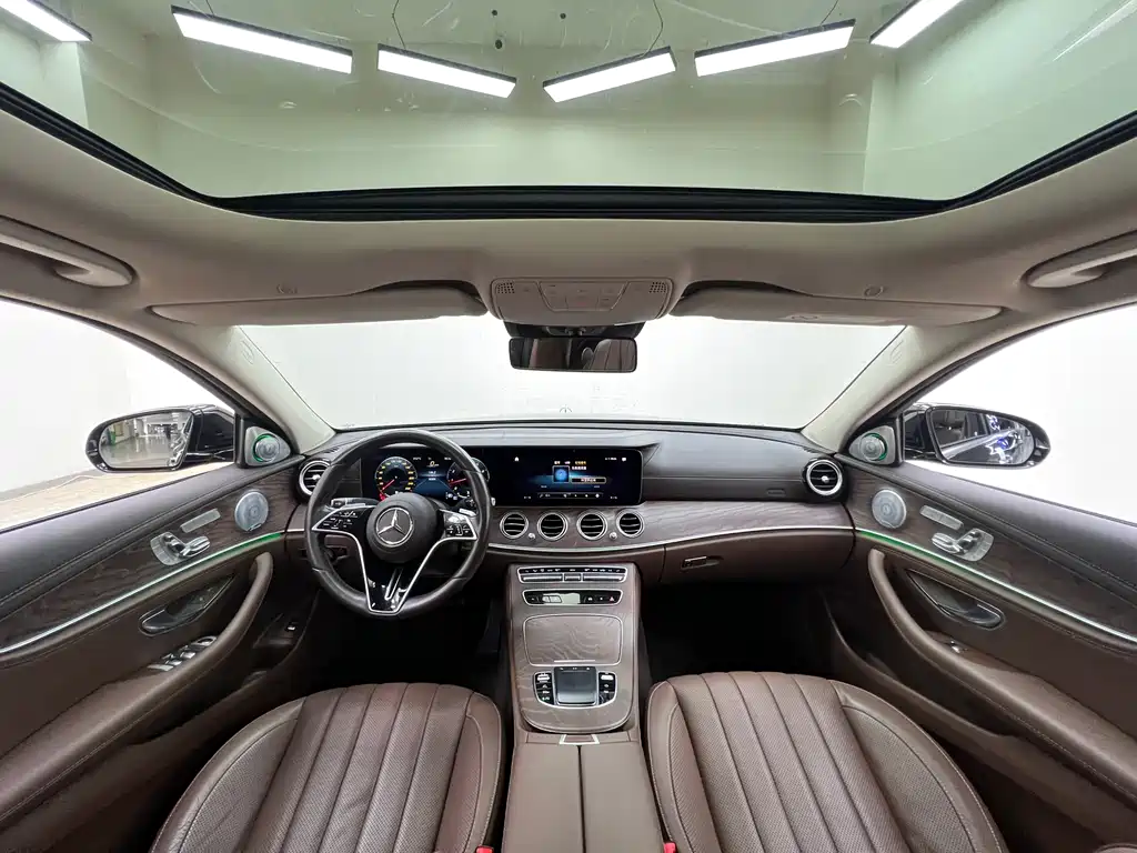 Mercedes-Benz E-Class 2021 E 300 L Premium Model купить на сайте DeffCars