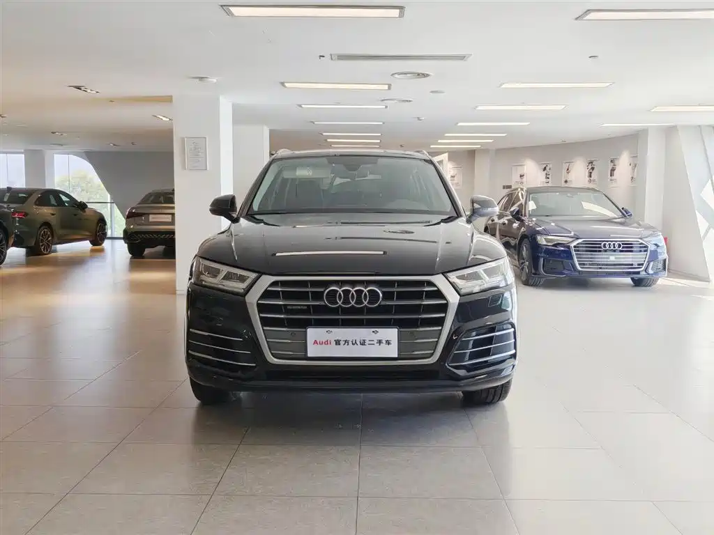 Audi Q5L 2018 40 TFSI enjoys fashionable style, National VI купить на сайте DeffCars