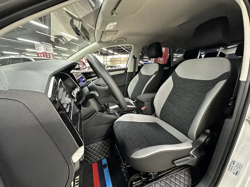 Jetta VS5 2023 280TSI automatic aggressive model купить на сайте DeffCars