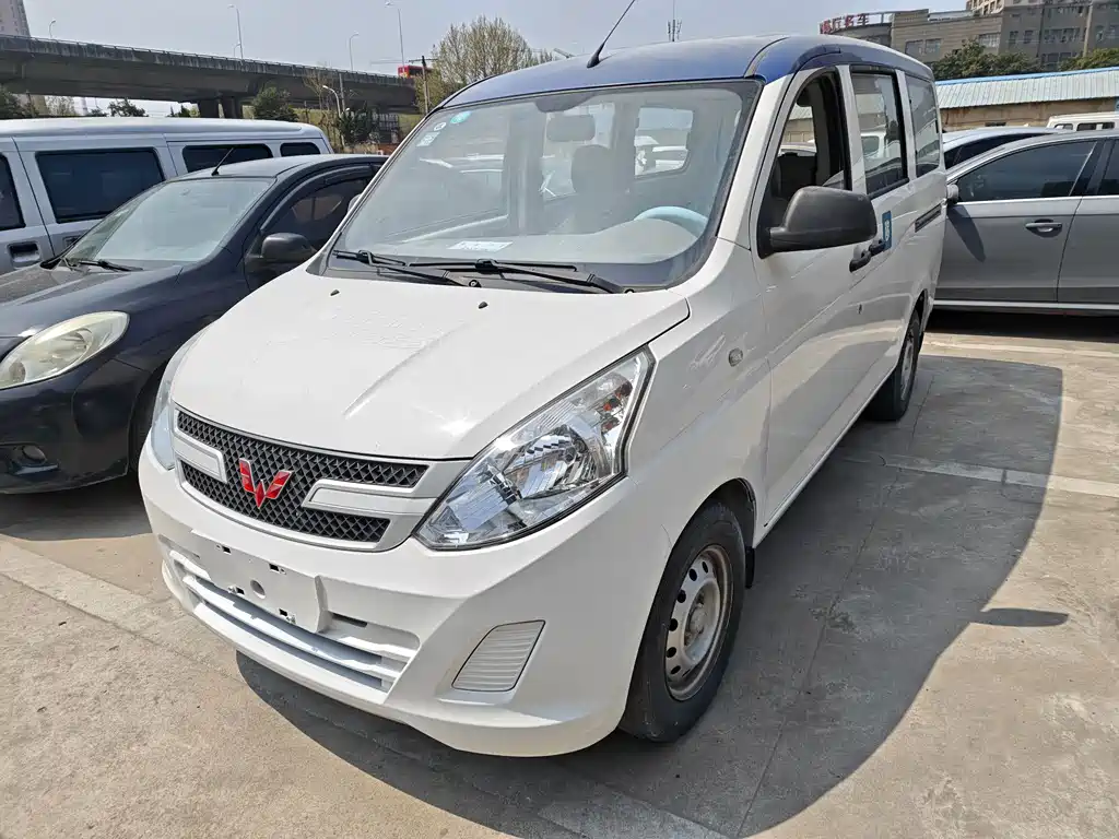Wuling Rongguang V 2019 1.5L Practical National VI LAR купить на сайте DeffCars