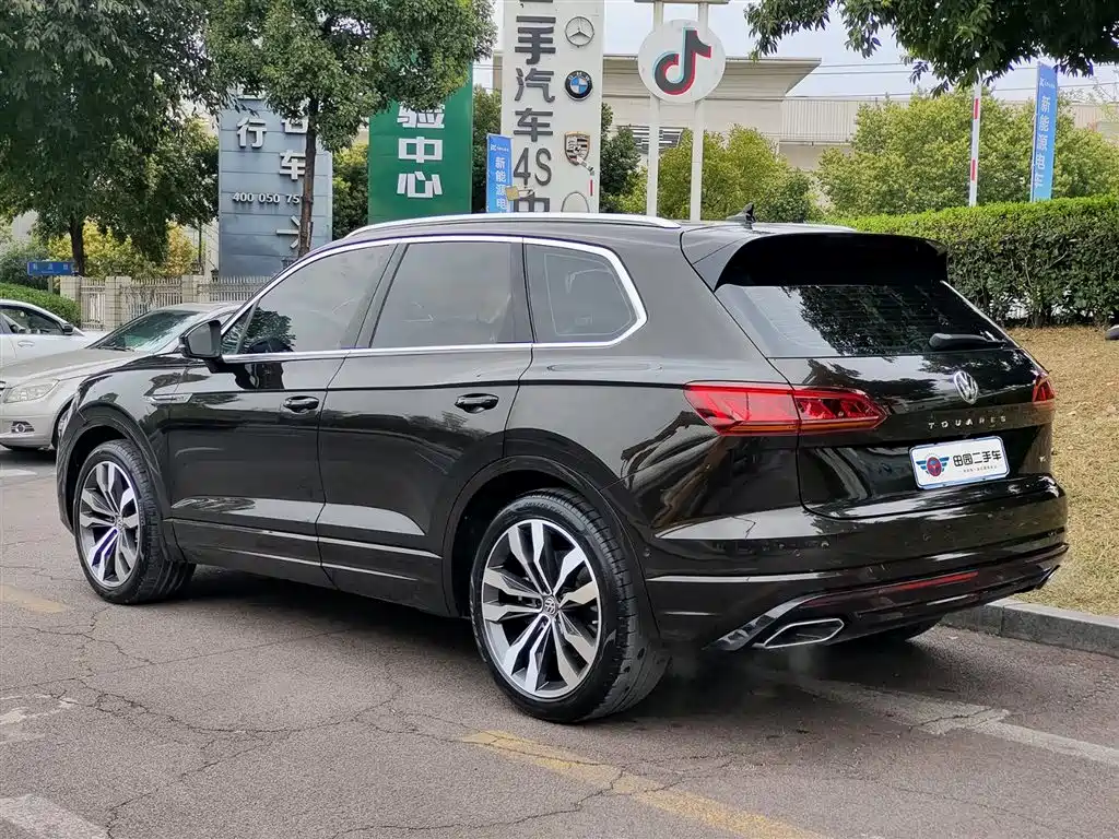 Touareg 2019 3.0TSI Ruizhi Edition National V купить на сайте DeffCars