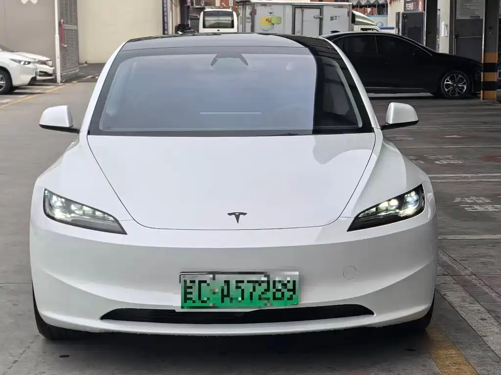 Model 3 2025 rear-wheel drive version купить на сайте DeffCars