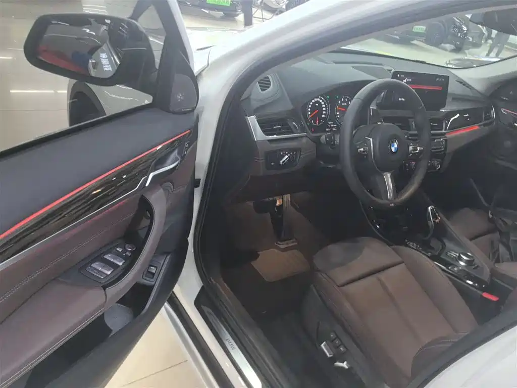 BMW X1 2022 facelift xDrive25Li exclusive model купить на сайте DeffCars