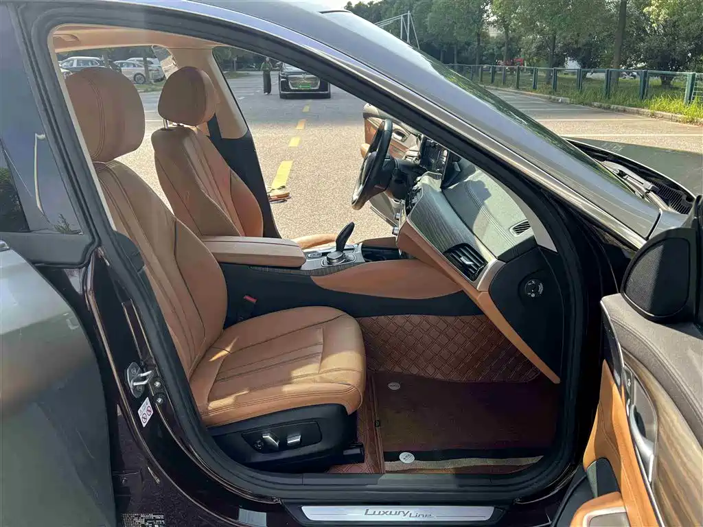 BMW 6 Series GT 2018 630i Luxury Design Package купить на сайте DeffCars