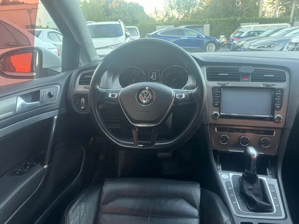 Golf 2015 1.4TSI automatic luxury model купить на сайте DeffCars