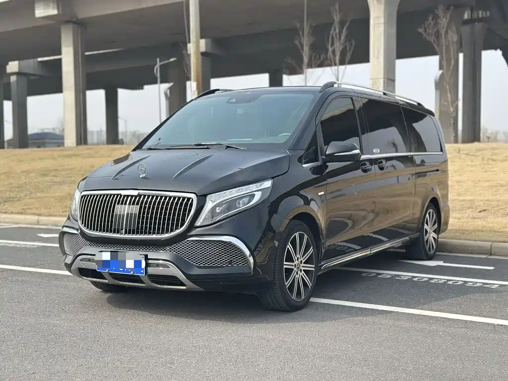 Mercedes-Benz V-Class 2022 V 260 L Long Wheelbase Premium Edition купить на сайте DeffCars