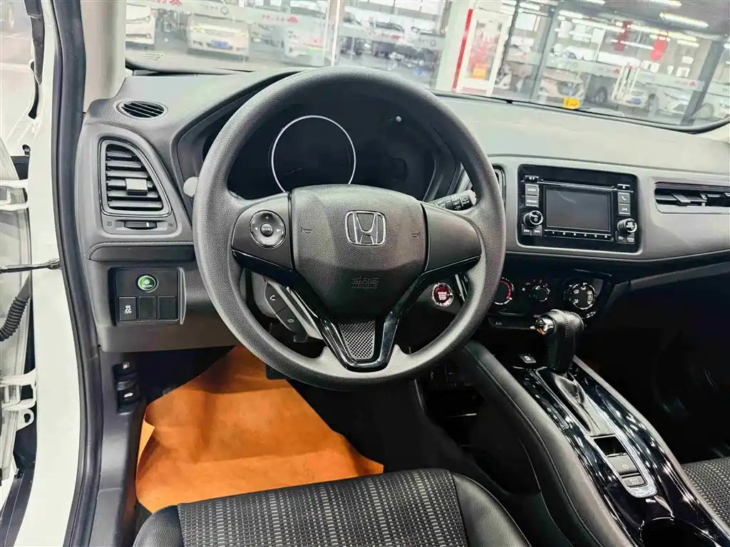 Binzhi 2017 1.8L CVT two-wheel drive Pioneer type купить на сайте DeffCars