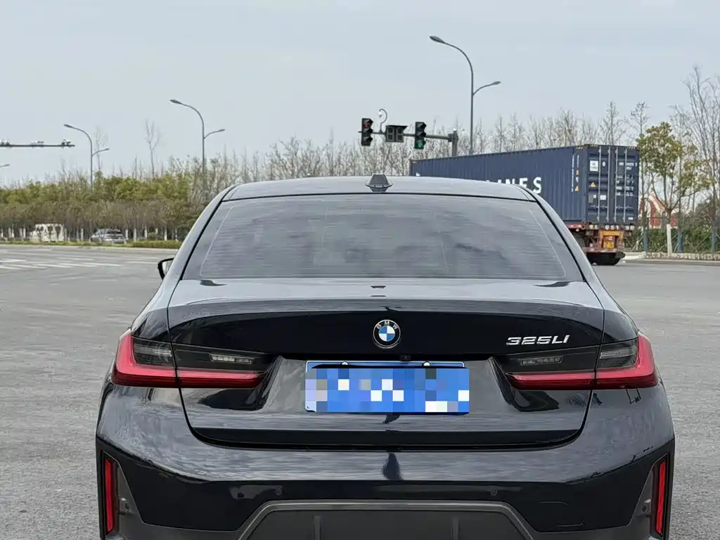 BMW 3 Series 2024 325Li M Sports Package купить на сайте DeffCars