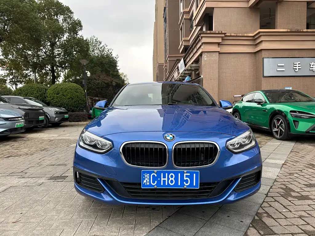 BMW 1 Series 2020 120i Fashion купить на сайте DeffCars