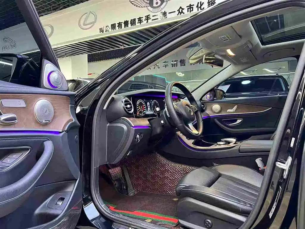 Mercedes-Benz E-Class 2018 E 200 L купить на сайте DeffCars