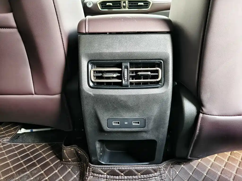 Jietu X90 PLUS 2024 model 1.6TD DCT Zhiyuan version 7 seats купить на сайте DeffCars