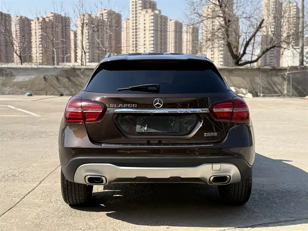 Mercedes-Benz GLA 2018 GLA 200 Fashion Model купить на сайте DeffCars