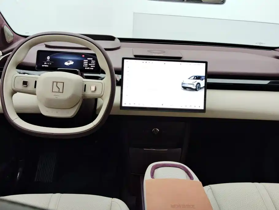 ZEEKR X 2025 Five Seater Rear Drive Edition купить на сайте DeffCars