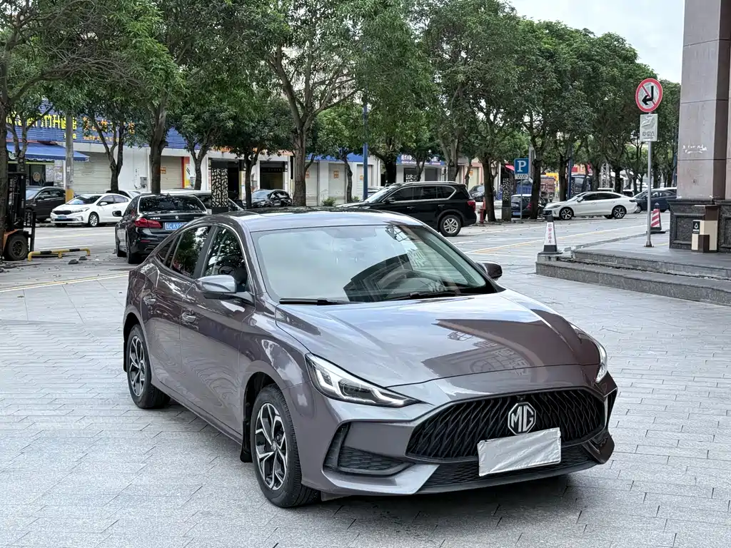 MG5 2021 180DVVT CVT Youth Deluxe Edition купить на сайте DeffCars