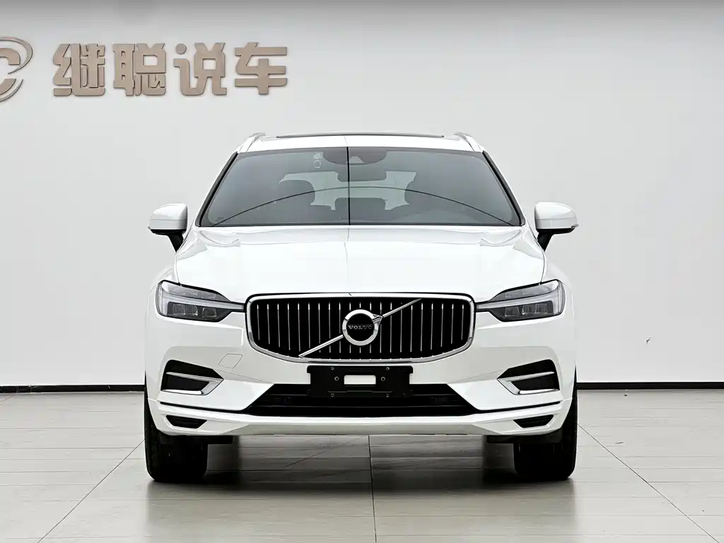 Volvo XC60 2021 T5 four-wheel drive Zhiyuan Deluxe Edition купить на сайте DeffCars