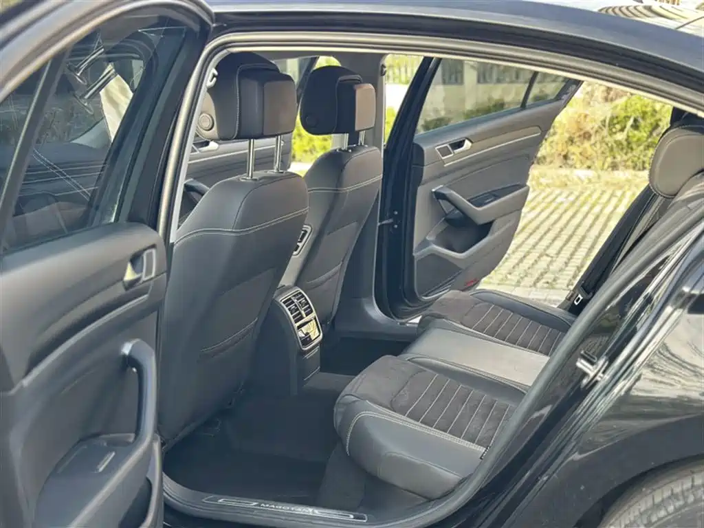 Magotan 2020 380TSI DSG luxury model купить на сайте DeffCars