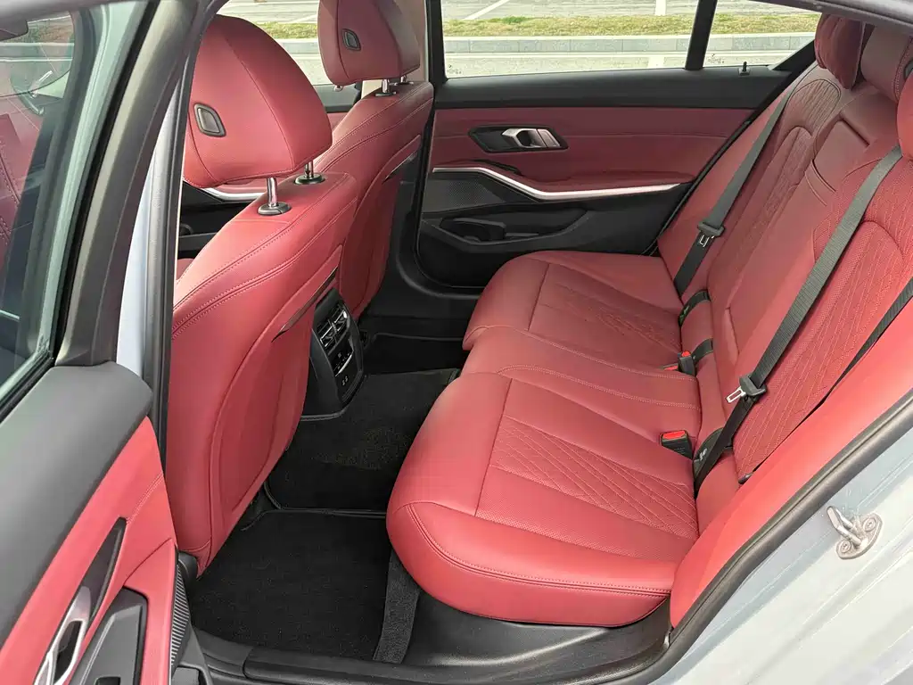 BMW 3 Series 2025 325Li M Sports Package купить на сайте DeffCars