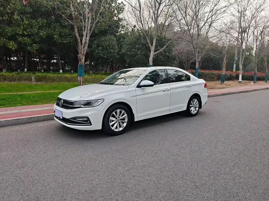 Bora 2020 1.5L automatic comfort model купить на сайте DeffCars