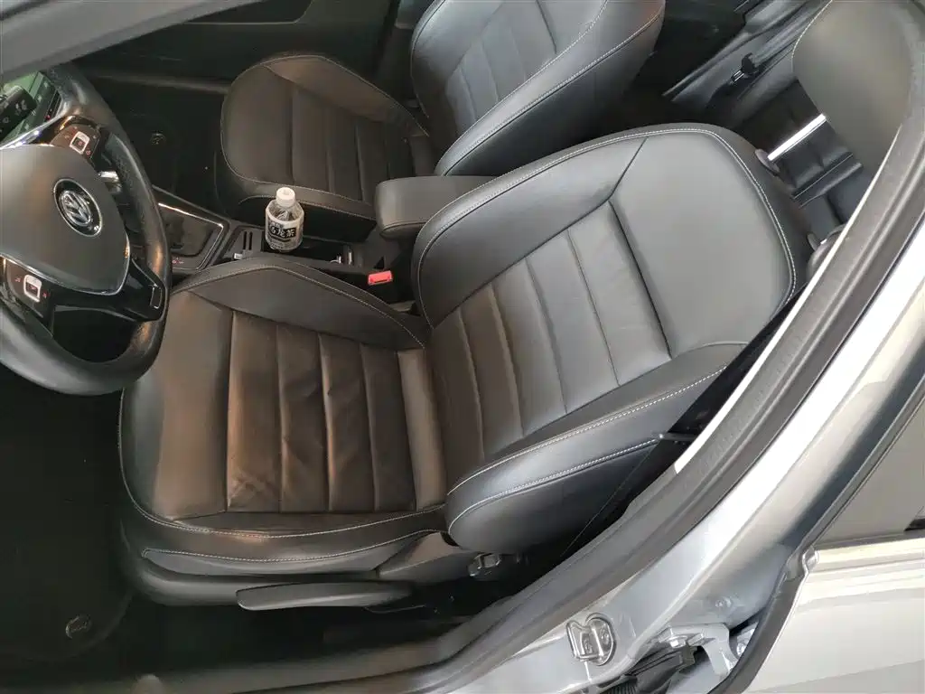 Lavida 2017 1.6L automatic comfort version купить на сайте DeffCars