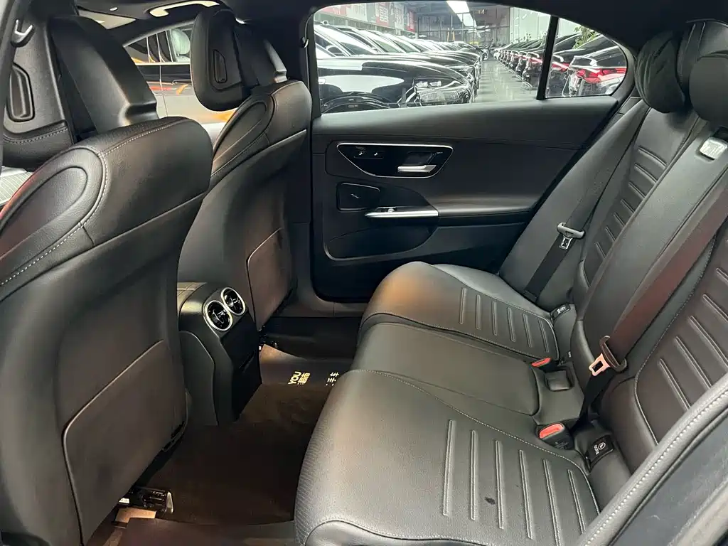 Mercedes-Benz C-Class 2023 Modification 2 C 260 L Sports Edition купить на сайте DeffCars