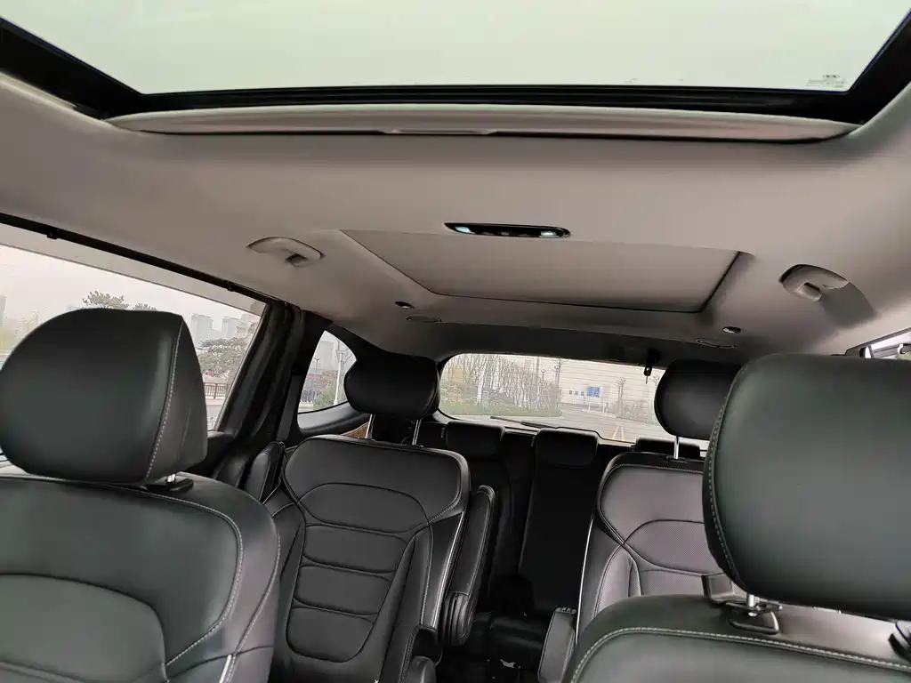 Kustu 2021 270TGDi Premium Edition LUX купить на сайте DeffCars