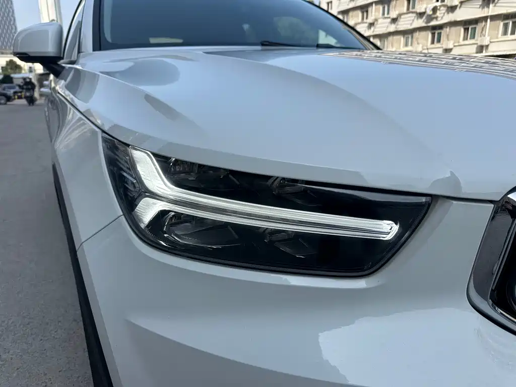 Volvo XC40 2022 T4 four-wheel drive smart travel fashion version купить на сайте DeffCars