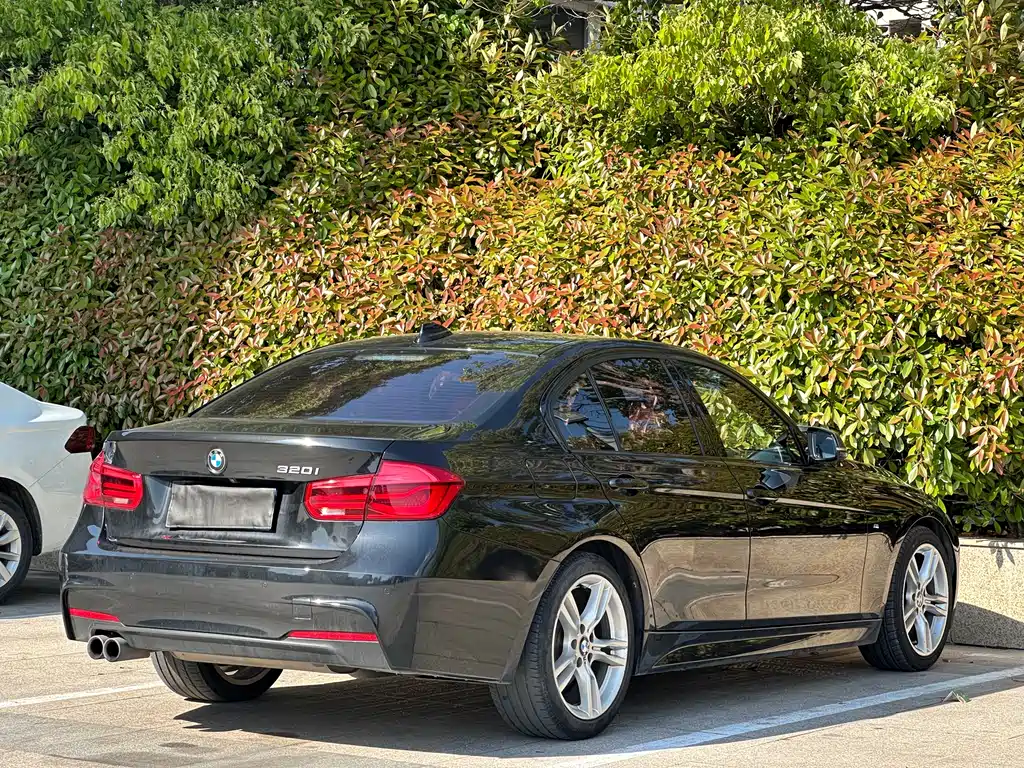 BMW 3 Series 2018 320i M Sports Package купить на сайте DeffCars
