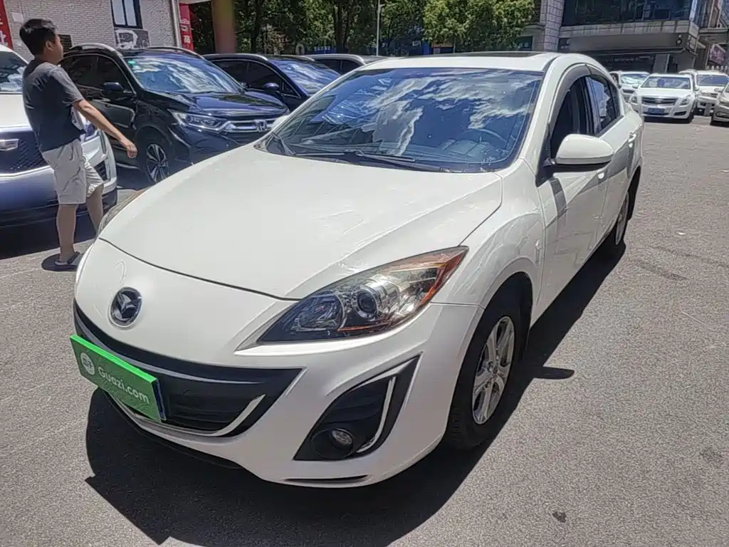 Mazda 3 Star 2015 Sedan 1.6L Automatic Elite купить на сайте DeffCars