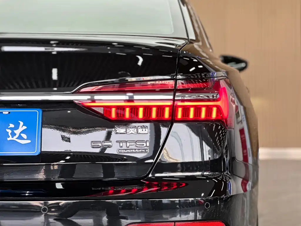 Audi A6L 2023 55 TFSI quattro exclusive dynamic model купить на сайте DeffCars