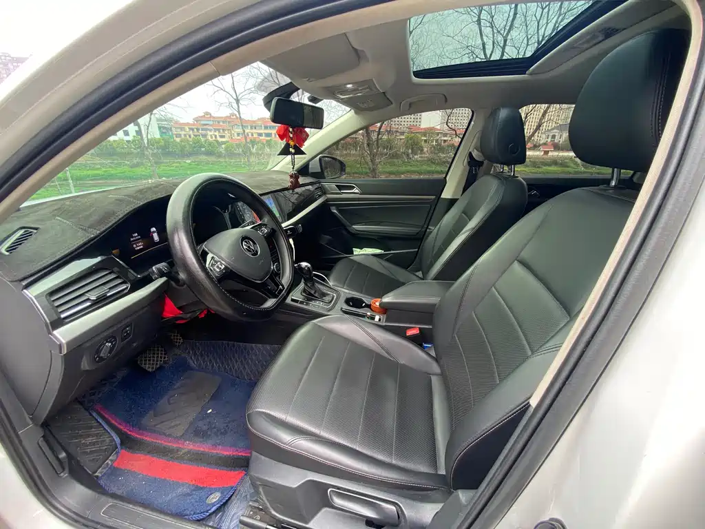 Lavida 2022 1.5L automatic comfort version купить на сайте DeffCars