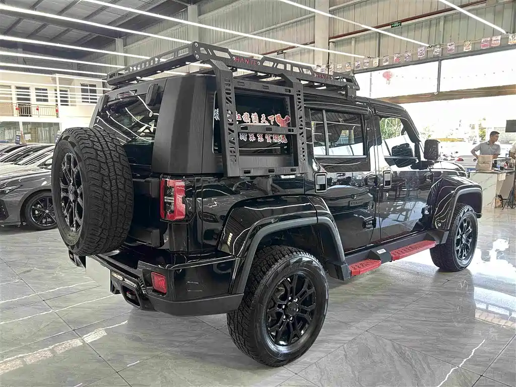 Beijing off-road BJ40 2020 2.0T automatic four-wheel drive city hunter version supreme type купить на сайте DeffCars