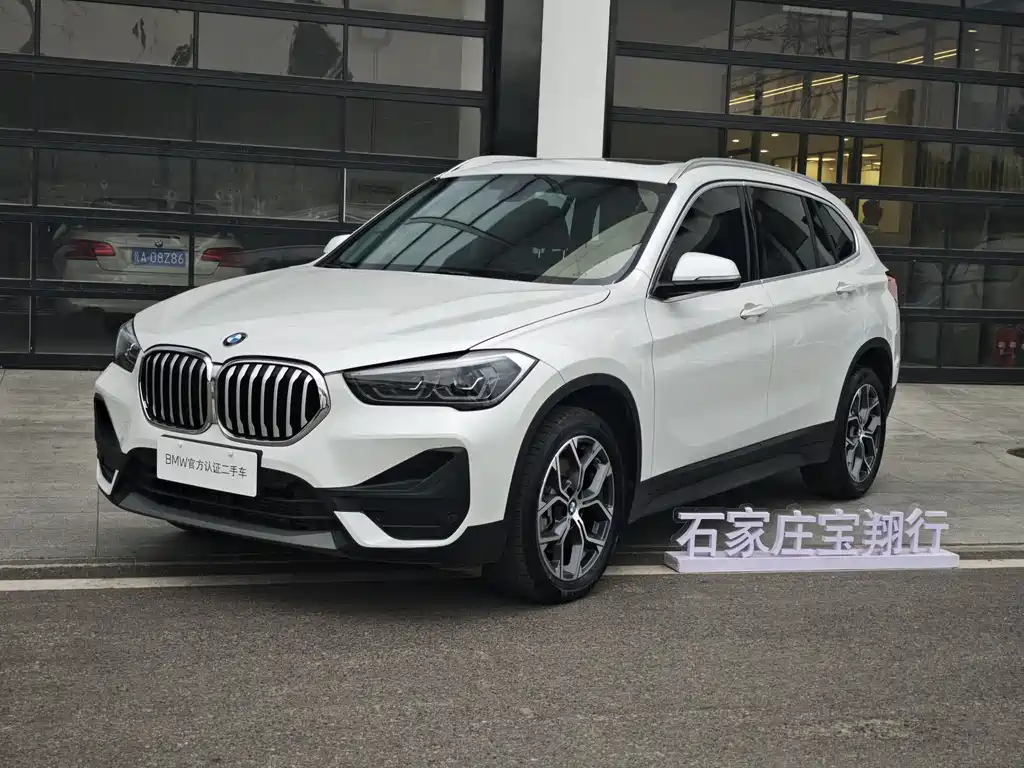 BMW X1 2022 sDrive25Li Leading Model купить на сайте DeffCars