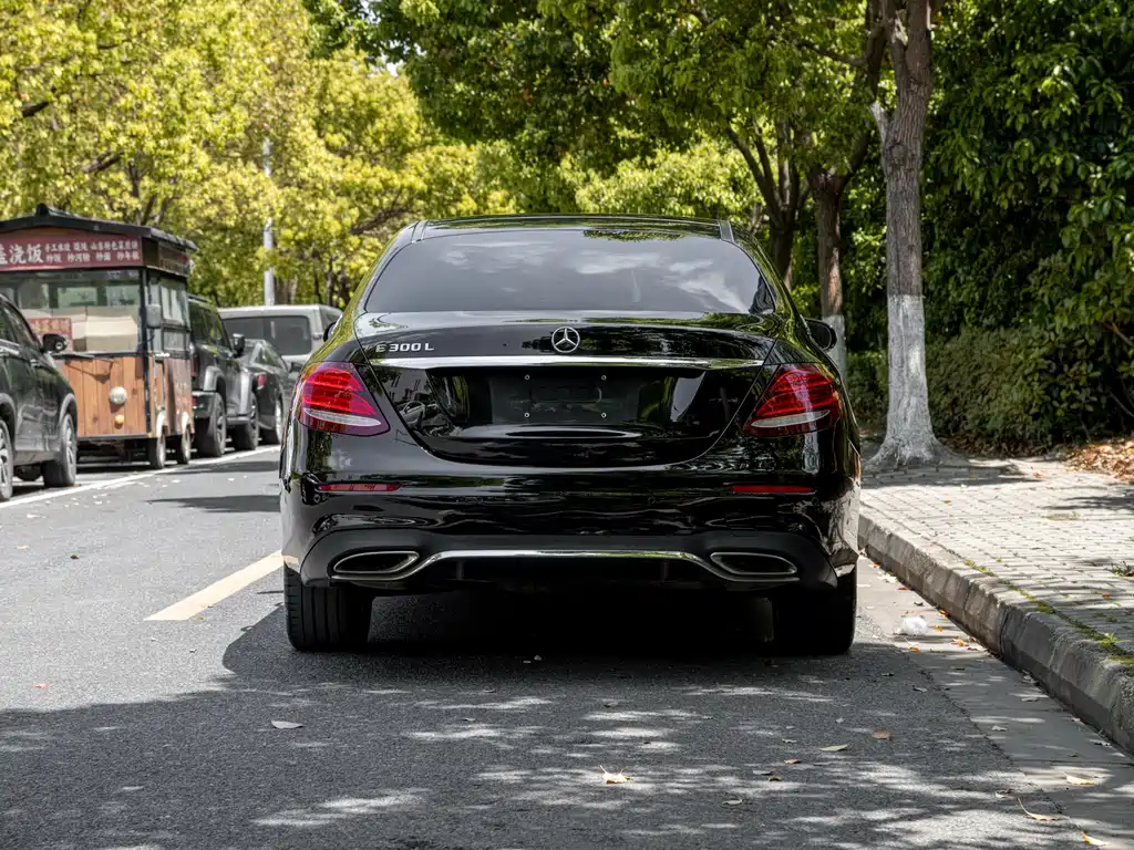 Mercedes-Benz E-Class 2016 E 300 L Sports Luxury купить на сайте DeffCars