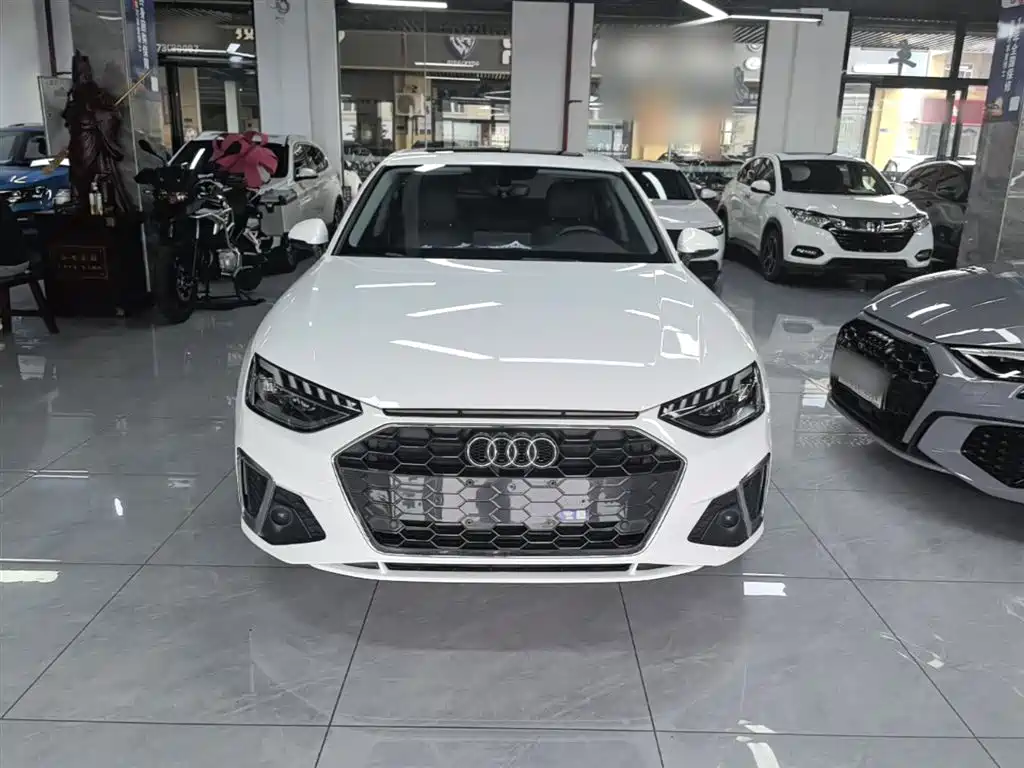 Audi A4L 2022 40 TFSI Fashionable and Dynamic купить на сайте DeffCars