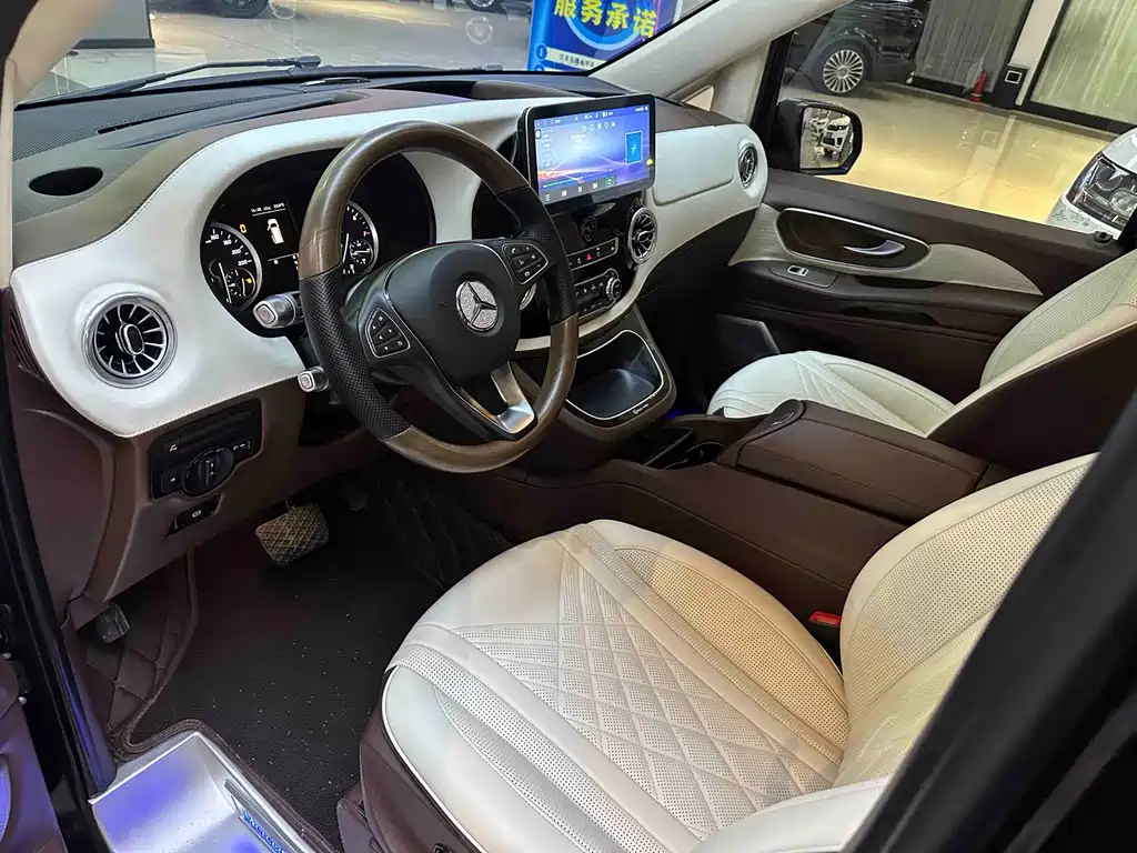 Vito 2021 2.0T Business Edition 7 seats купить на сайте DeffCars
