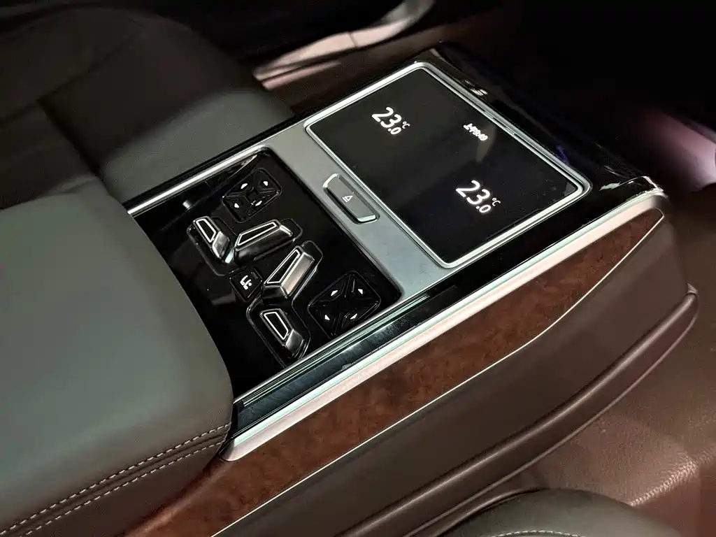 Audi A8 2018 A8L 55 TFSI quattro luxury model купить на сайте DeffCars